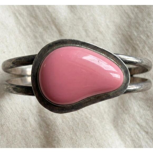 Vintage ATI Mexico Sterling Silver Pink Faux Coral Split Shank Cuff Bracelet - Picture 1 of 5